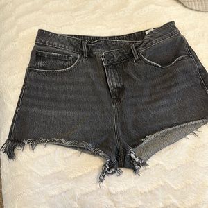 Good American cross button shorts